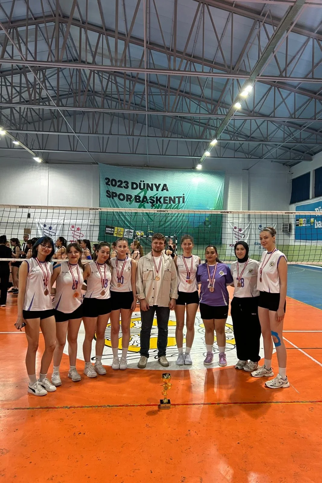 Fakültemizin 30. Geleneksel Spor Şenlikleri’ndeki Başarısı